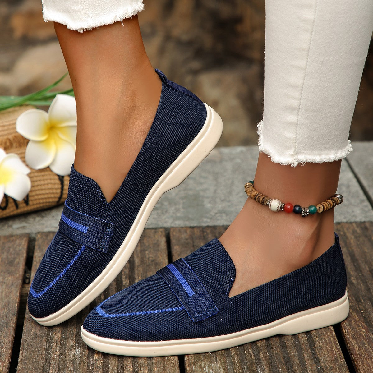 Mesh Breathable Round Toe Slip-Ons Flats