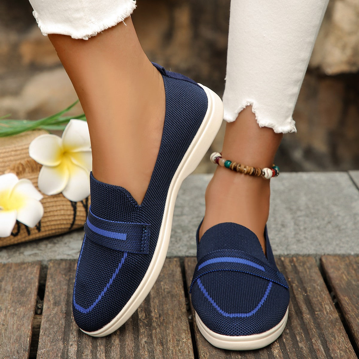 Mesh Breathable Round Toe Slip-Ons Flats