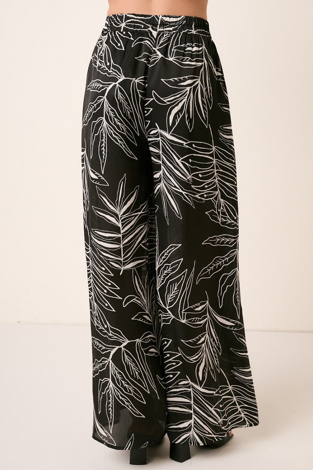 Pantalones anchos estampados de Mittoshop