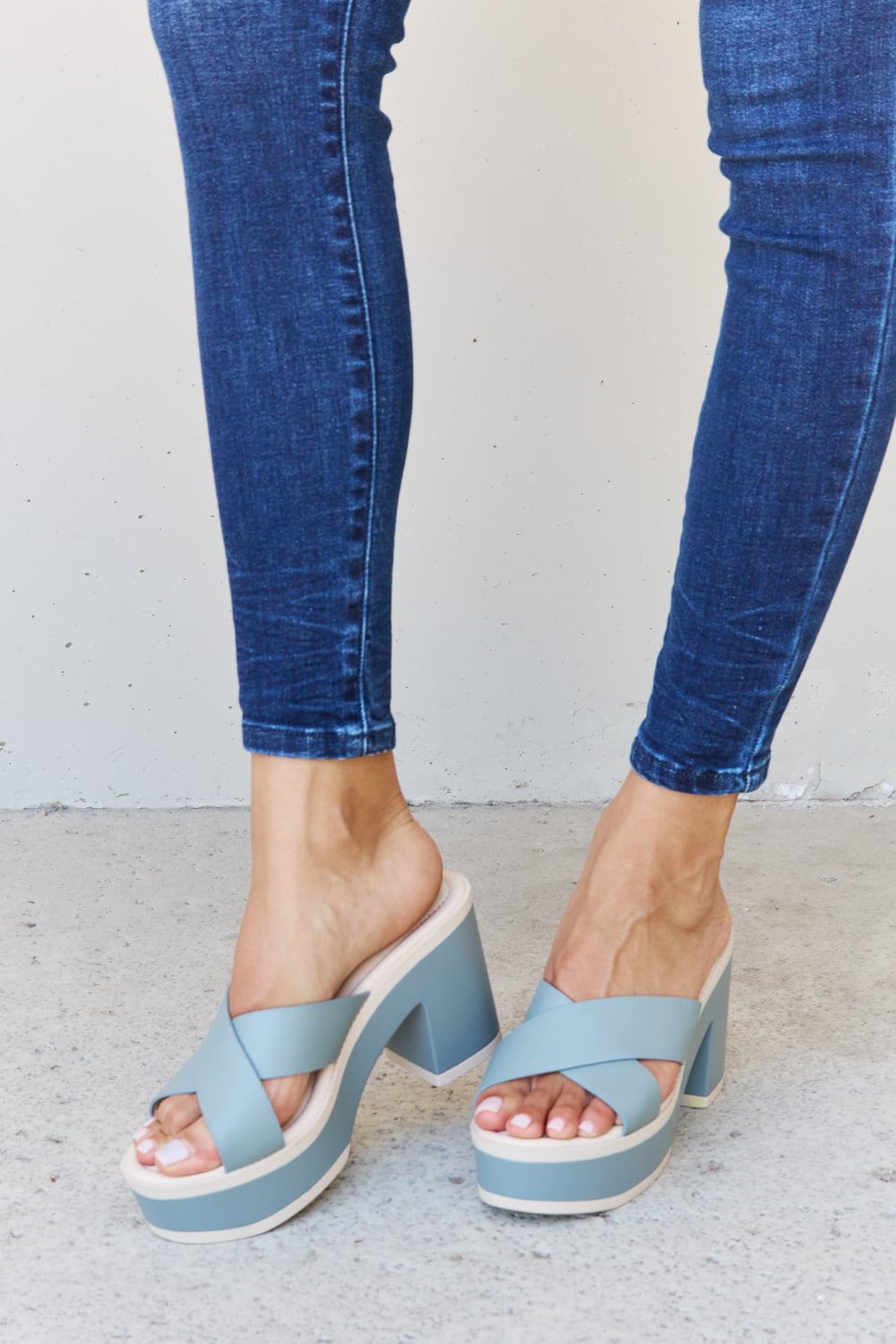 Weeboo Contrast Platform Sandals in Misty Blue