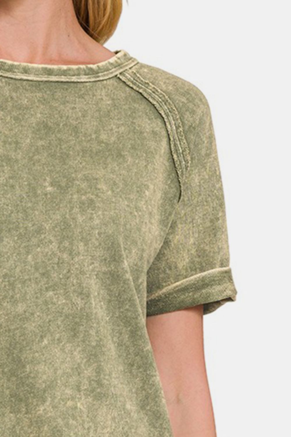 Zenana Heathered Round Neck Short Sleeve T-shirt