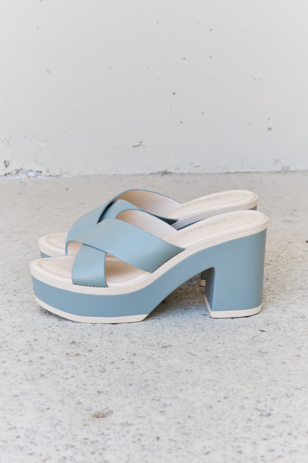 Weeboo Contrast Platform Sandals in Misty Blue